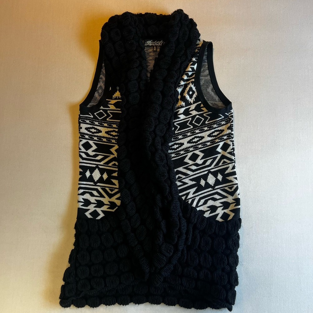 Absolutely Famous Black White Geometric Tribal Popcorn Knit Shawl Collar Vest M